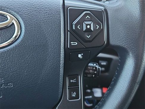 Used 2019 Toyota Sequoia SR5 image 17