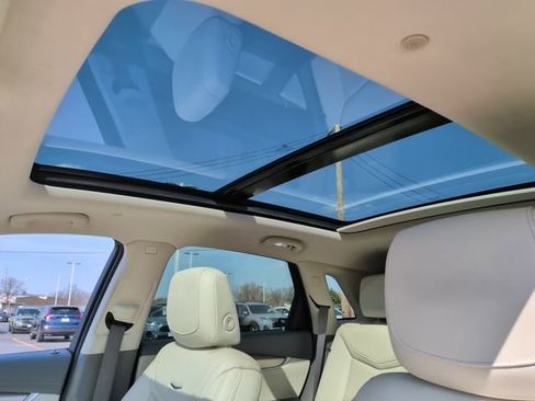 Used 2019 Cadillac XT5 Luxury image 17