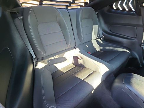 Used 2015 Ford Mustang V6 COUPE image 7