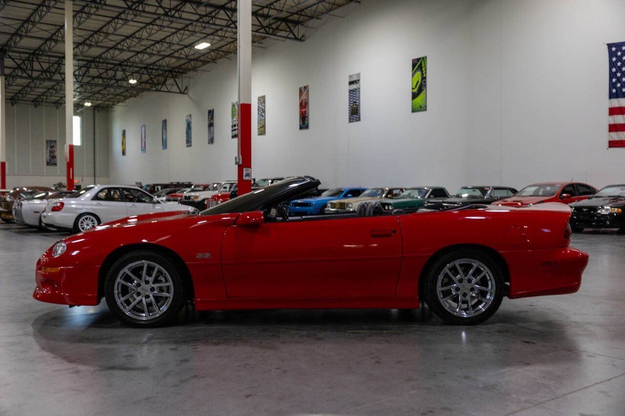 Used 2002 Chevrolet Camaro Z28 w/ SS Performance/Appearance Pkg RWD image 3