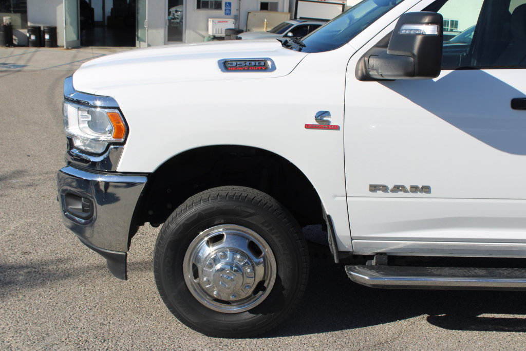 Used 2024 RAM 3500 Big Horn AWD/4WD image 7