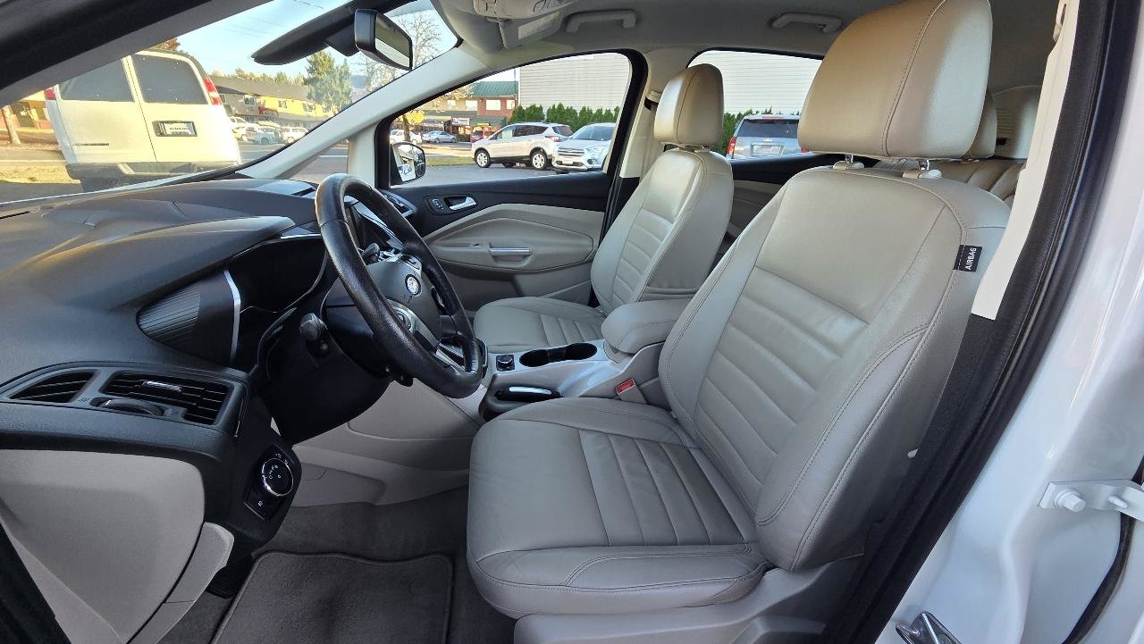 Used 2015 Ford C-MAX SEL w/ Equipment Group 302A FWD image 13