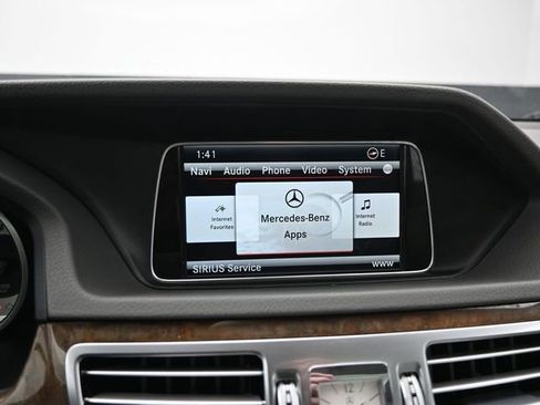 Used 2015 Mercedes-Benz E 350 4MATIC Wagon image 25