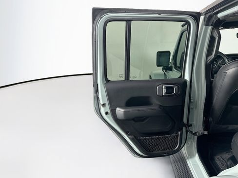 Used 2023 Jeep Wrangler Unlimited Sahara AWD/4WD image 26