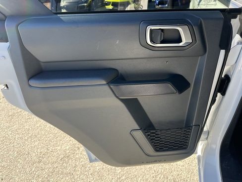 Used 2025 Ford Bronco Big Bend image 26