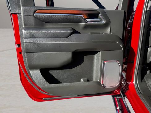 Used 2024 GMC Sierra 2500 Denali w/ Denali Reserve Package image 27