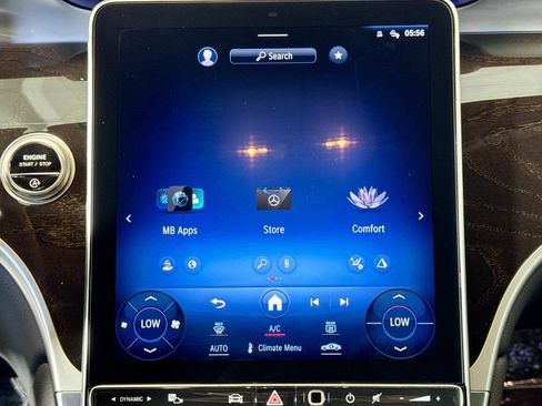 Used 2023 Mercedes-Benz GLC 300 4MATIC image 12