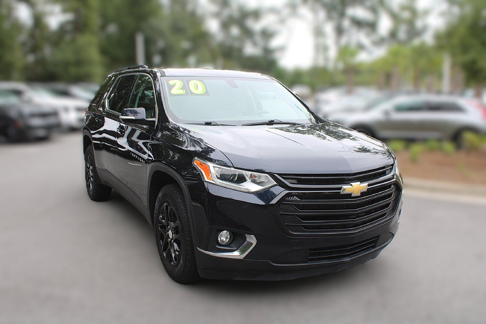 Used 2020 Chevrolet Traverse LT FWD image 16