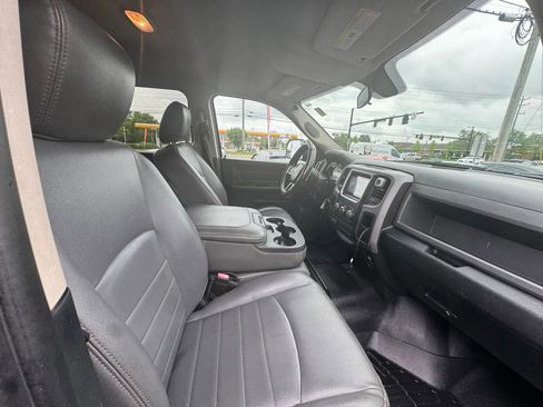 Used 2016 RAM 2500 Tradesman RWD image 24