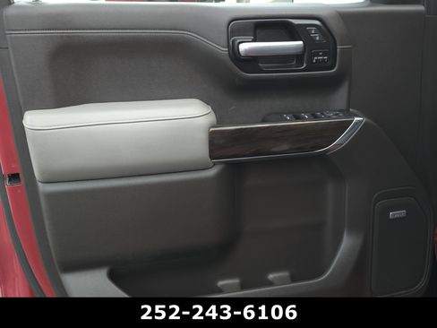 Used 2021 GMC Sierra 1500 SLT w/ SLT Premium Plus Package AWD/4WD image 26