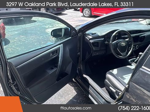 Used 2016 Toyota Corolla L FWD image 18