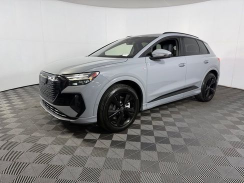 Used 2024 Audi Q4 e-tron Prestige w/ Black Optic Package AWD/4WD image 3