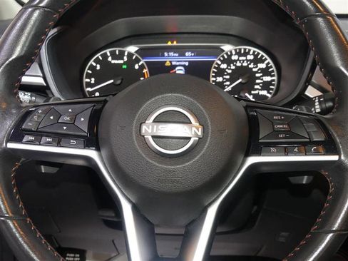 Used 2024 Nissan Altima 2.5 SR image 30