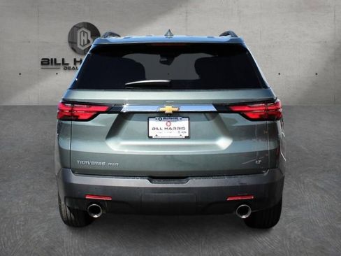 Used 2023 Chevrolet Traverse LT image 5