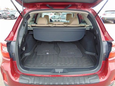 Used 2016 Subaru Outback 2.5i Limited image 25