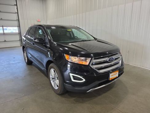 Used 2016 Ford Edge SEL w/ Equipment Group 201A AWD/4WD image 2