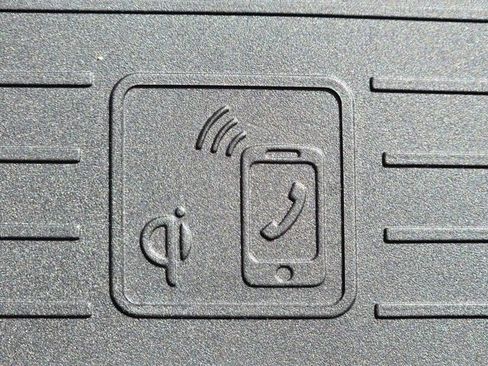 Used 2023 Audi Q5 2.0T Prestige w/ Prestige Package image 13