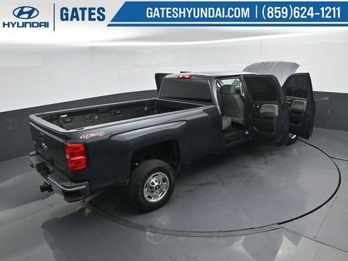 Used 2017 Chevrolet Silverado 2500 W/T AWD/4WD image 47