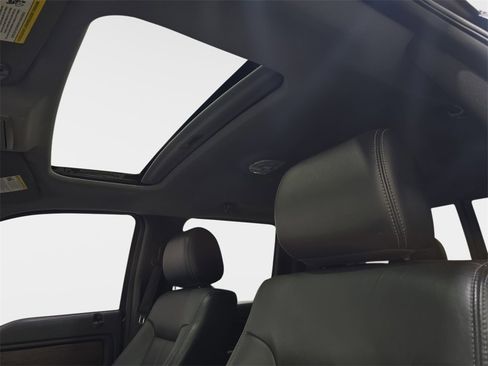 Used 2014 Ford F150 Lariat w/ Equipment Group 502A Luxury image 30