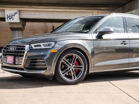 Used 2019 Audi SQ5 Premium Plus w/ Premium Plus Package image 34