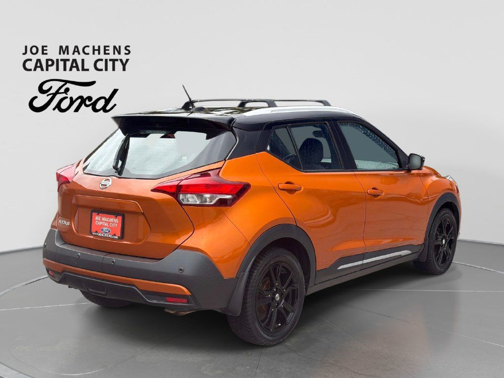 Used 2020 Nissan Kicks SR FWD image 5