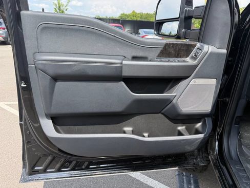 Used 2024 Ford F250 Lariat w/ Lariat Ultimate Package AWD/4WD image 26