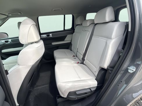 New 2026 Hyundai Santa Fe SE FWD image 19