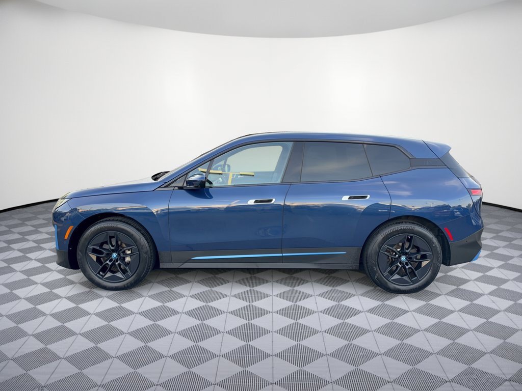 Certified 2024 BMW iX xDrive50 AWD/4WD image 2