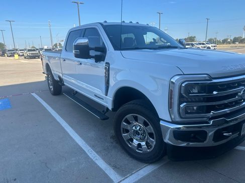 Used 2024 Ford F350 Lariat w/ Lariat Ultimate Package AWD/4WD image 7