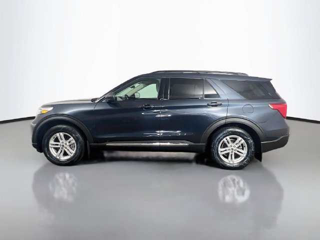 Used 2022 Ford Explorer XLT w/ Class IV Trailer Tow Package RWD image 6