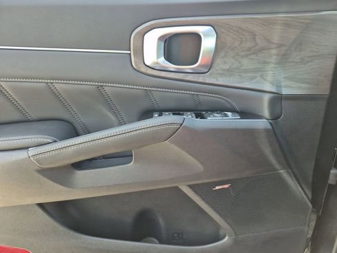 New 2026 Kia Sorento SX image 7