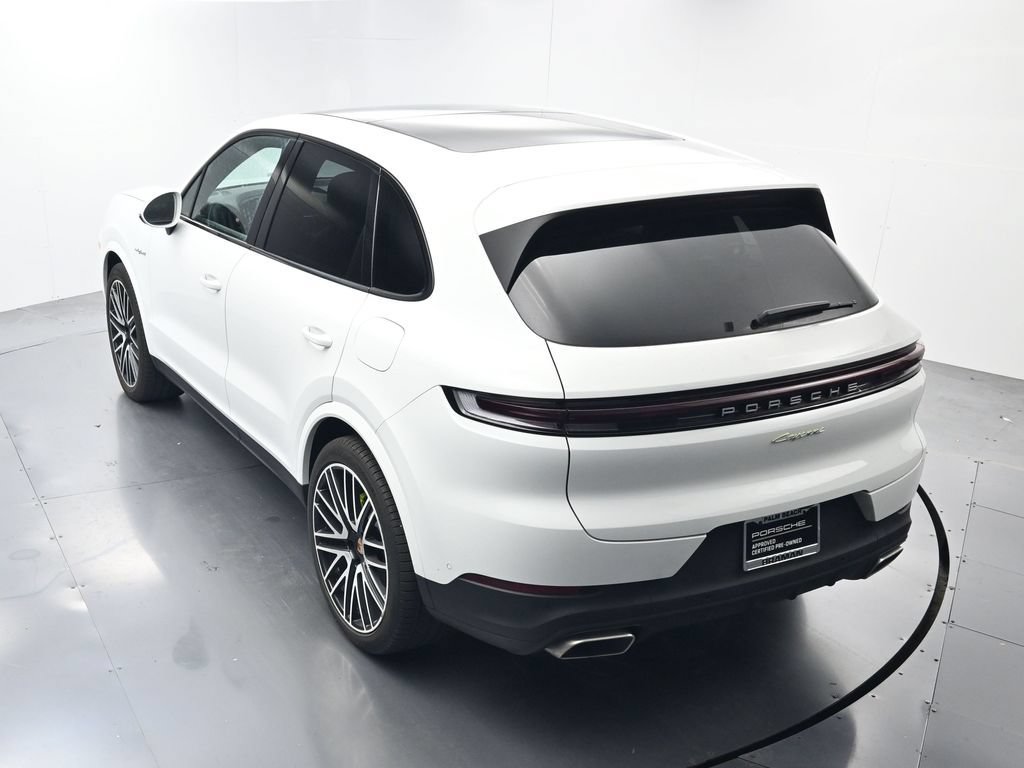Certified 2026 Porsche Cayenne E-Hybrid AWD/4WD image 34
