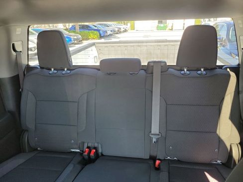 Used 2023 Chevrolet Silverado 1500 Custom image 5