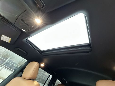 Certified 2024 INFINITI QX80 Sensory image 25