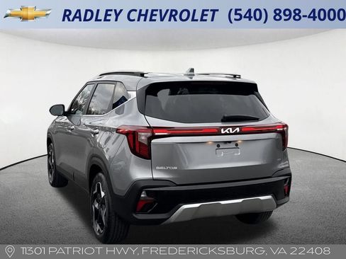 Used 2025 Kia Seltos EX image 18