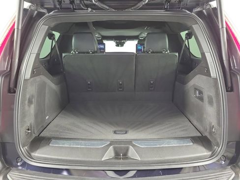 Certified 2022 Cadillac Escalade ESV Premium Luxury Platinum AWD/4WD image 8