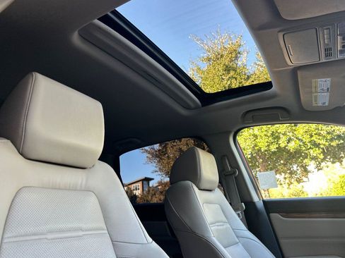 Used 2019 Honda CR-V EX-L image 16