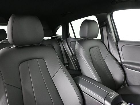 New 2025 Mercedes-Benz GLA 250 image 16