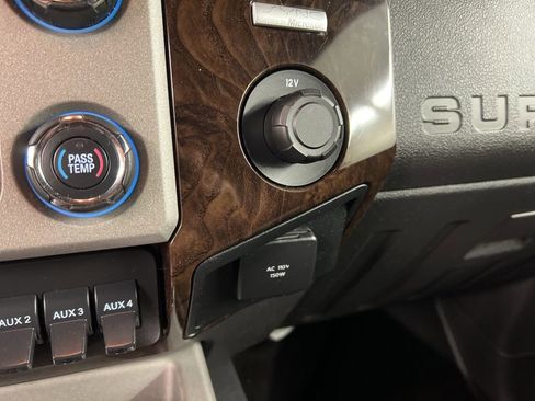 Used 2014 Ford F250 Platinum AWD/4WD image 23
