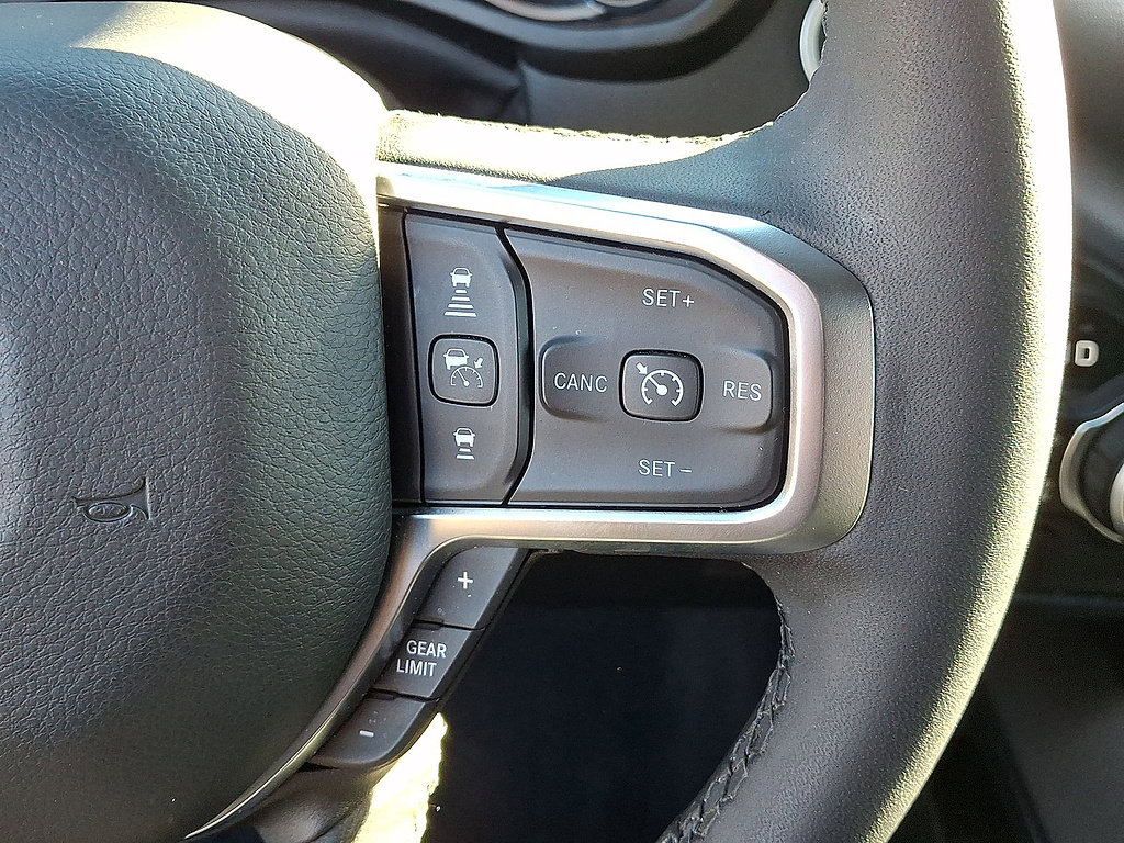 Certified 2025 RAM 1500 Big Horn AWD/4WD image 18