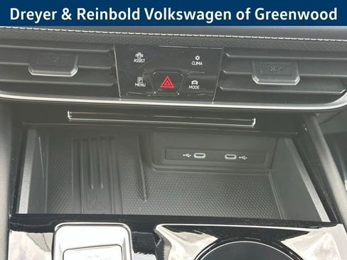 New 2026 Volkswagen Atlas Cross Sport SEL image 18