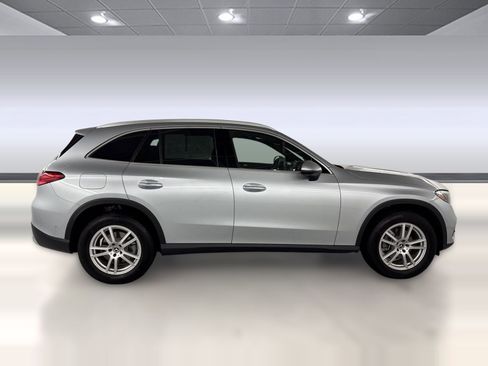 Certified 2026 Mercedes-Benz GLC 300 image 8