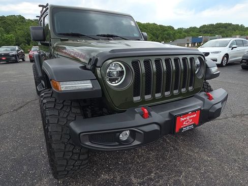 Used 2021 Jeep Wrangler Unlimited Rubicon w/ LED Lighting Group AWD/4WD image 11