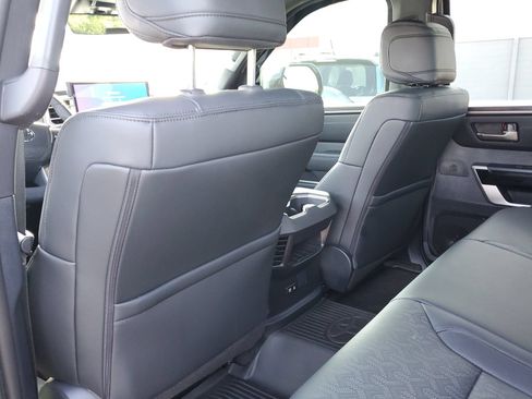 Used 2025 Toyota Tundra Limited AWD/4WD image 13