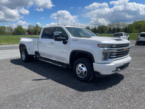 Used 2022 Chevrolet Silverado 3500 High Country AWD/4WD image 14