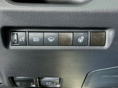 Used 2021 Toyota RAV4 XLE w/ XLE Grade Weather Package image 17