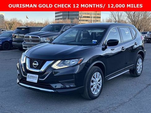Used 2017 Nissan Rogue S image 5