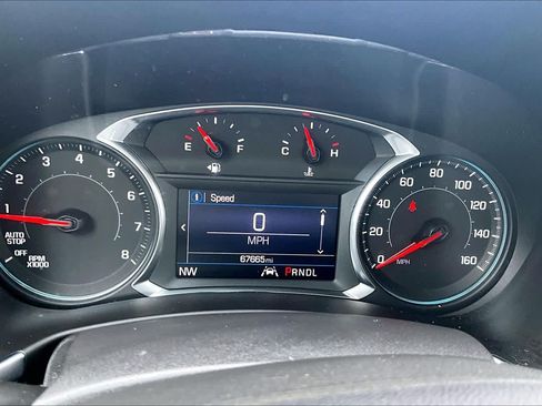 Used 2020 Chevrolet Equinox LT AWD/4WD image 25