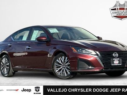Used 2023 Nissan Altima 2.5 SV