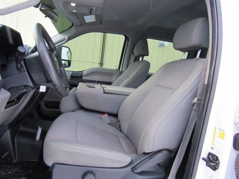 Used 2019 Ford F250 XL w/ STX Appearance Package image 21